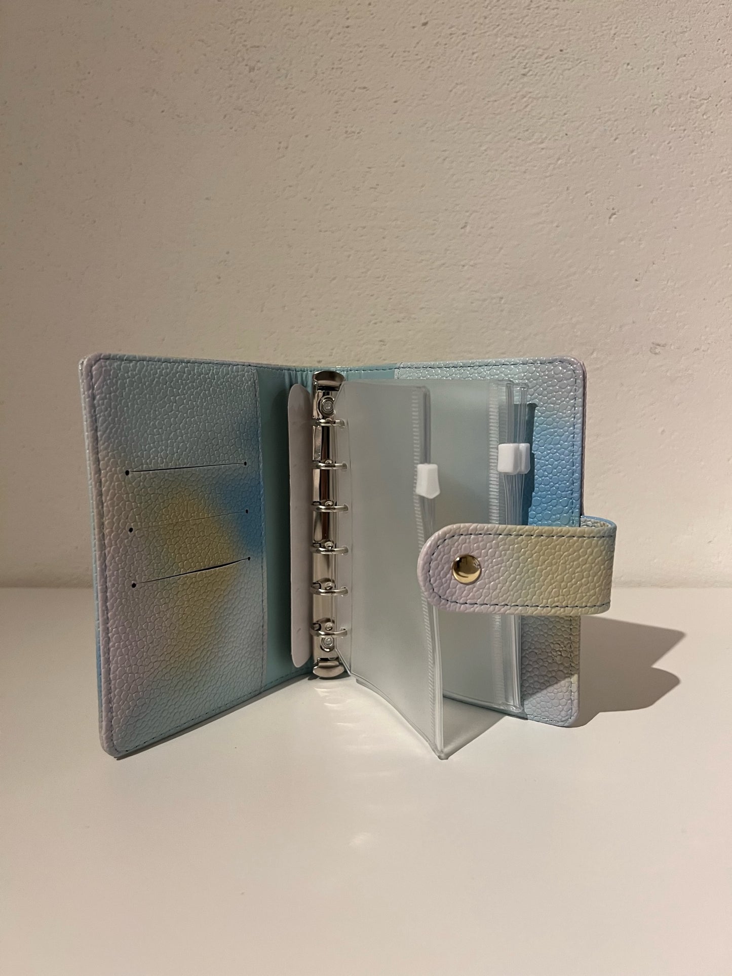 Binder A7 Batik Clouds